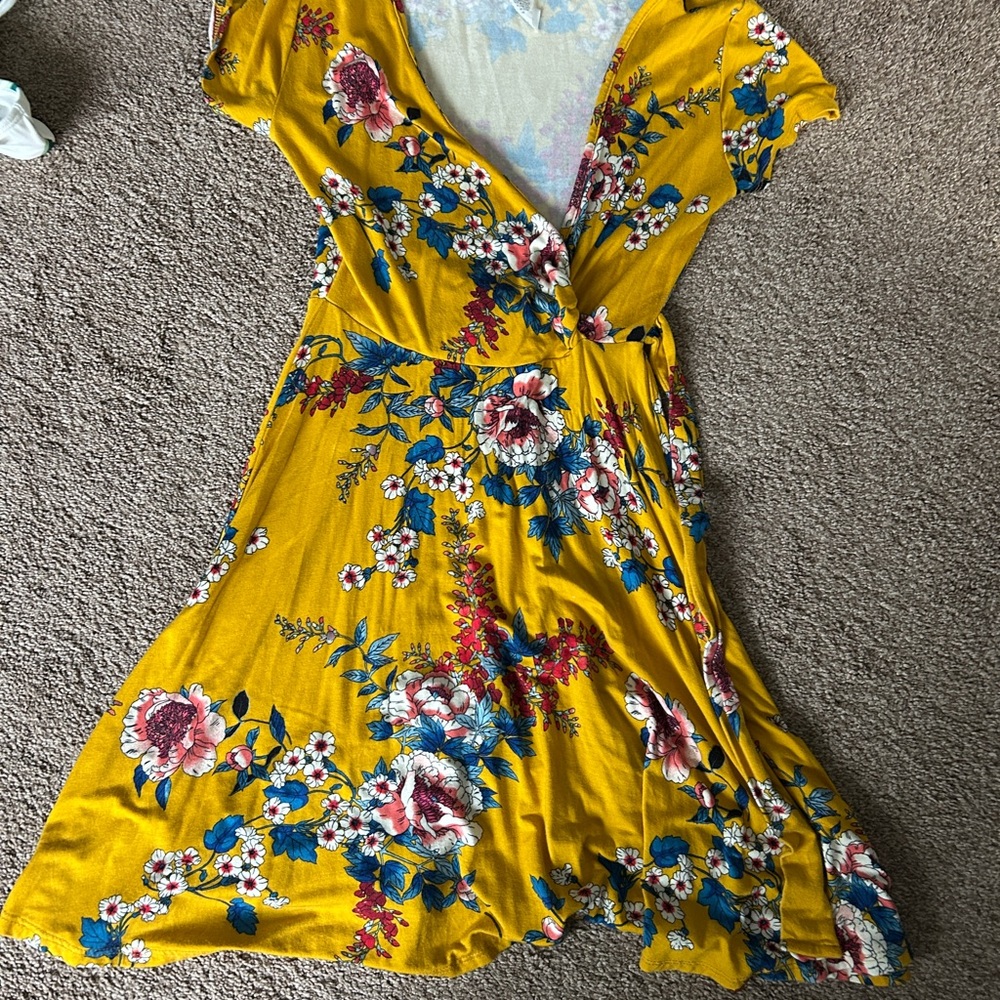 Rolla Coster Yellow and Blue Flutter Sleeve Sundress